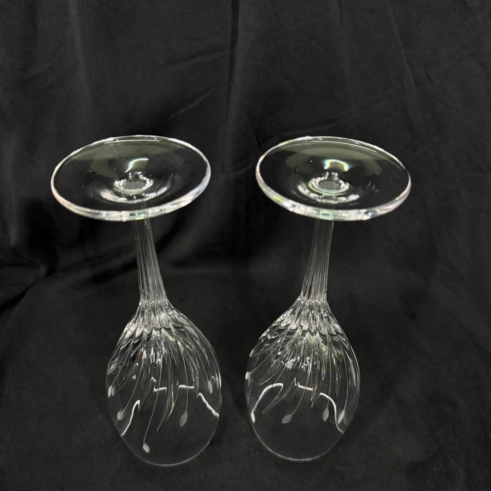 Mikasa Petals Crystal Wine Glasses Set of 2 Etched Floral Ribbed Stem 8.75 in